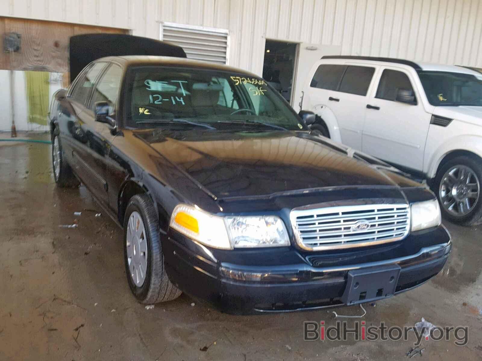 Photo 2FABP7BV6BX116108 - FORD CROWN VIC 2011