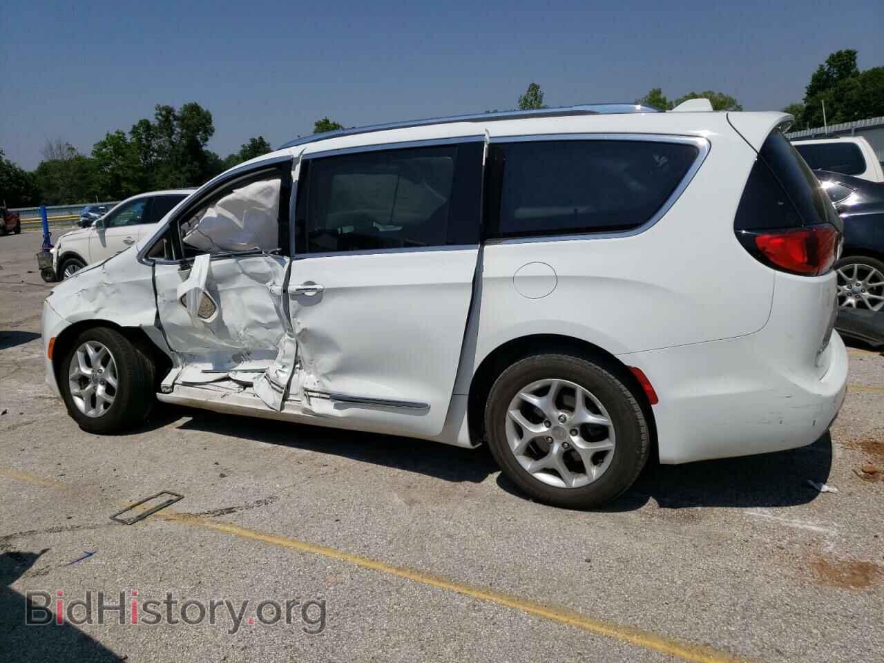 2017 CHRYSLER PACIFICA - VIN: 2C4RC1EGXHR657514 - Фото 2