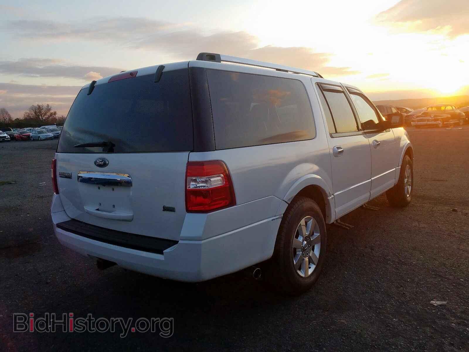 2010 FORD EXPEDITION - VIN: 1FMJK2A54AEB69376 - Фото 4