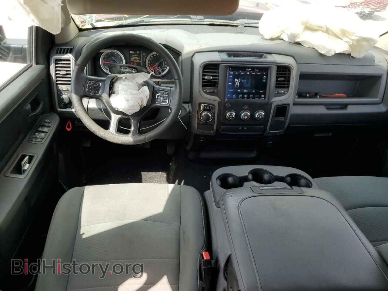 2018 RAM 1500 - VIN: 1C6RR6FG3JS100711 - Фото 8
