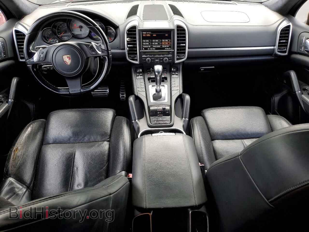 2011 PORSCHE CAYENNE - VIN: WP1AE2A24BLA92733 - Фото 8