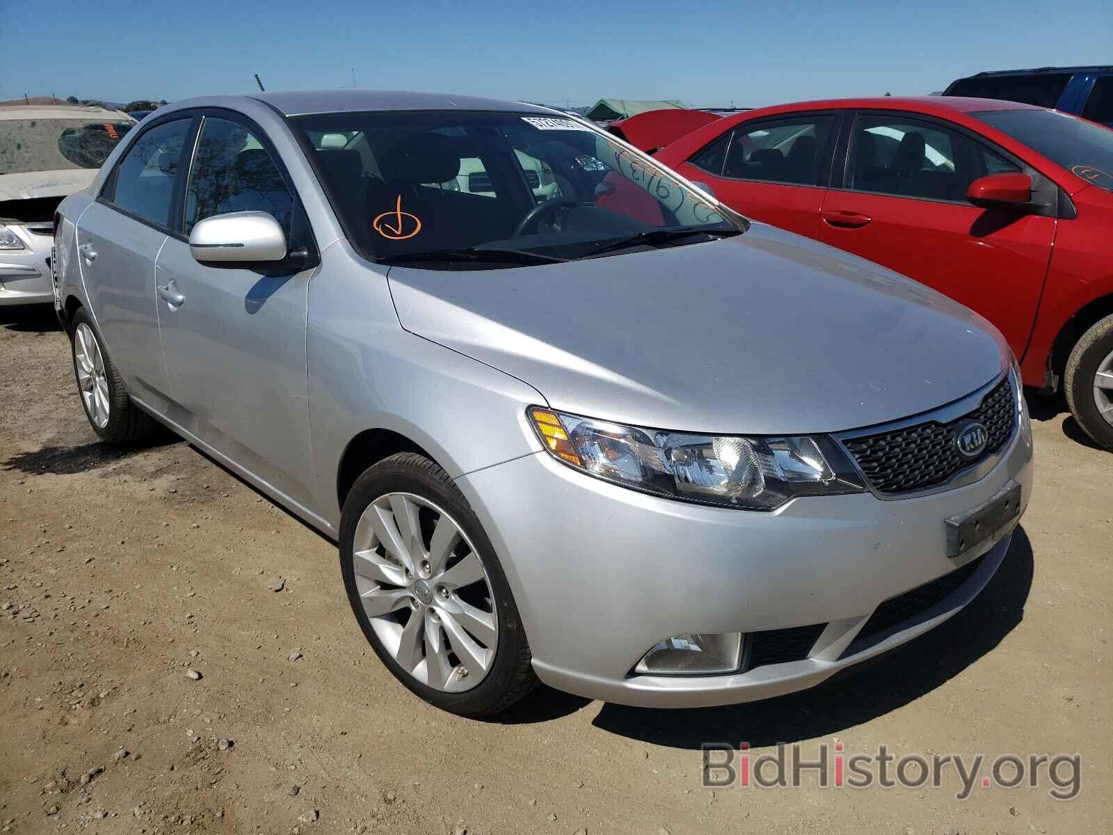 Photo KNAFW4A35B5385390 - KIA FORTE 2011