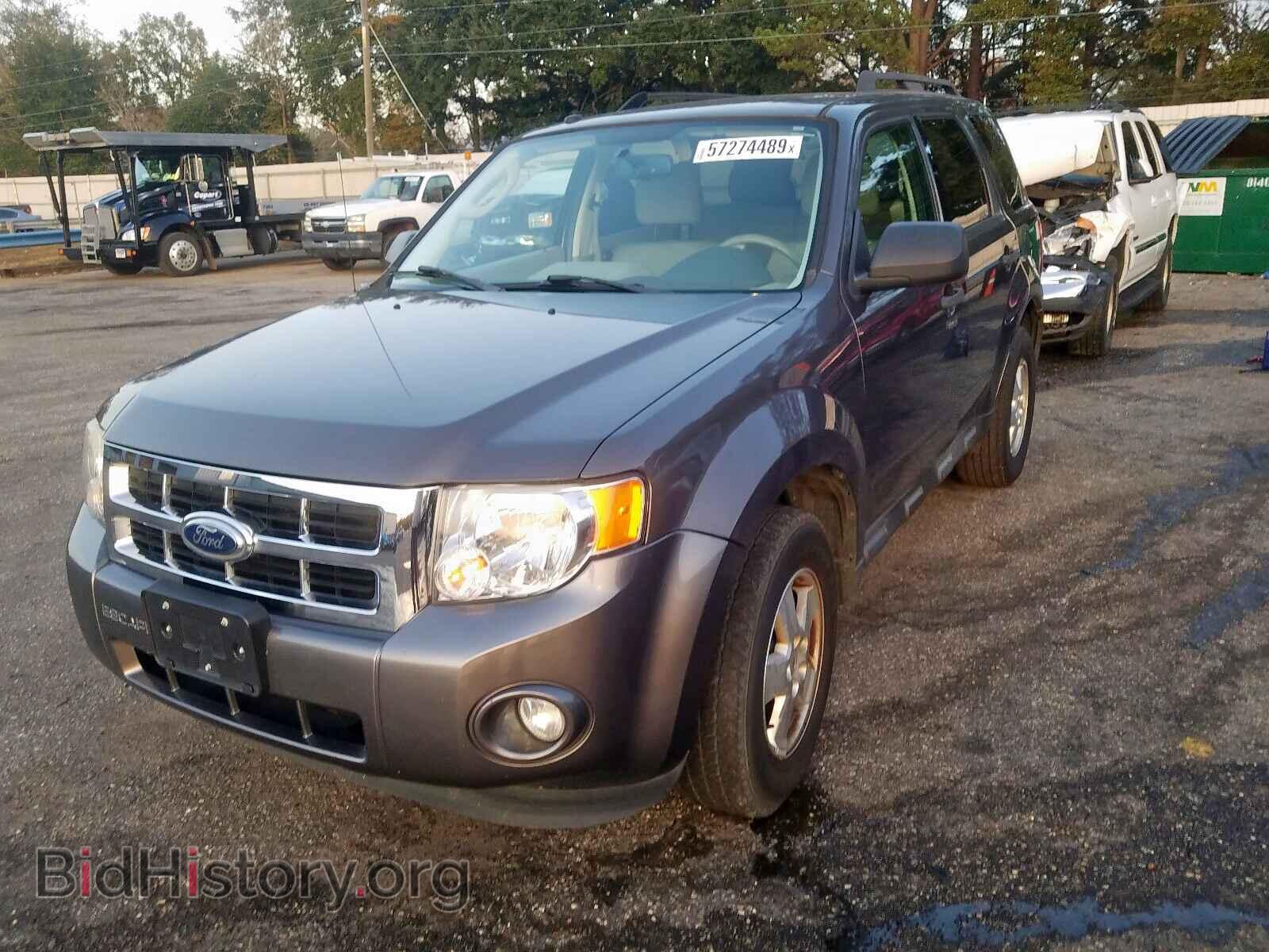 2011 FORD ESCAPE - VIN: 1FMCU0DG1BKC69992 - Фото 2