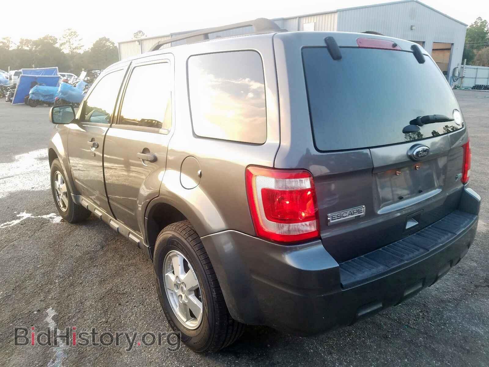 2011 FORD ESCAPE - VIN: 1FMCU0DG1BKC69992 - Фото 3