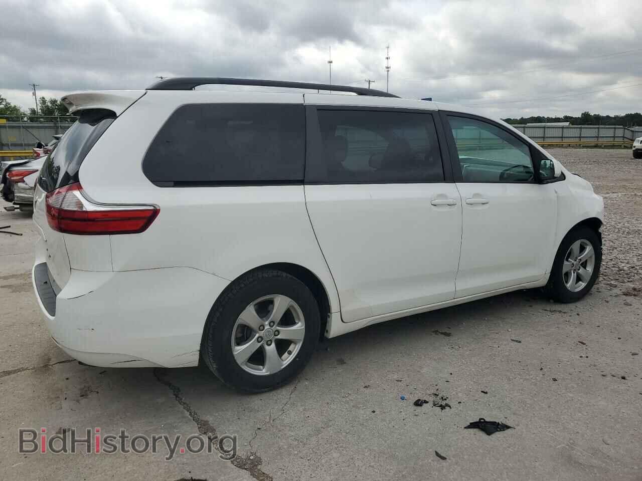 2017 TOYOTA All Models - VIN: 5TDKZ3DC2HS830945 - Фото 3