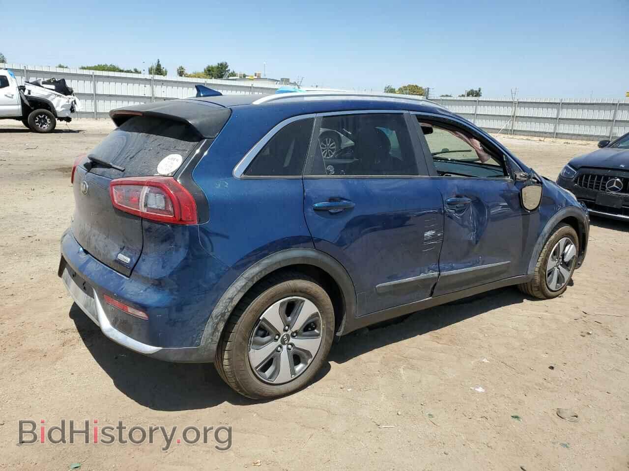2018 KIA NIRO - VIN: KNDCC3LC3J5143458 - Фото 3