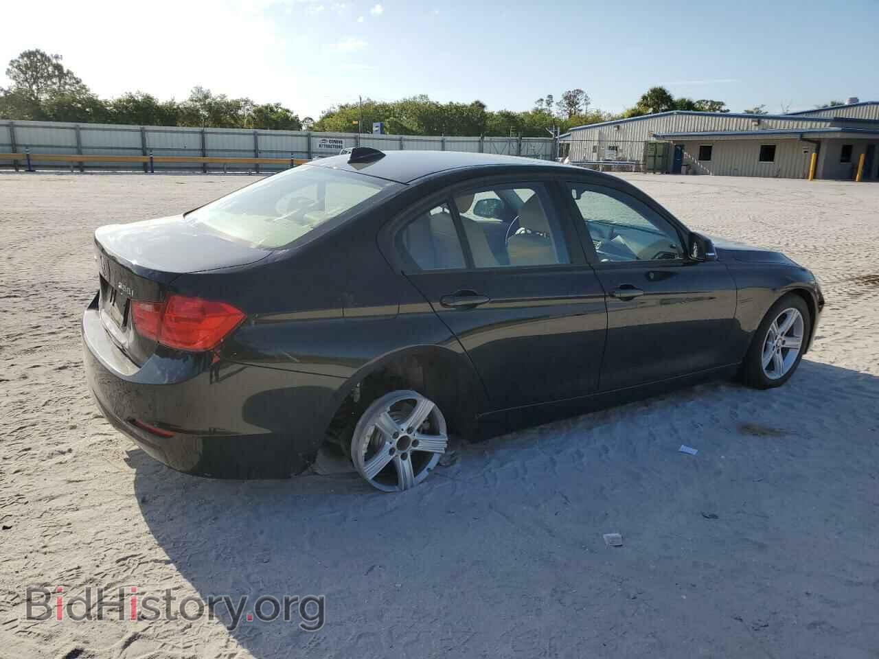 2014 BMW 3 SERIES - VIN: WBA3B3C58EJ983301 - Фото 3