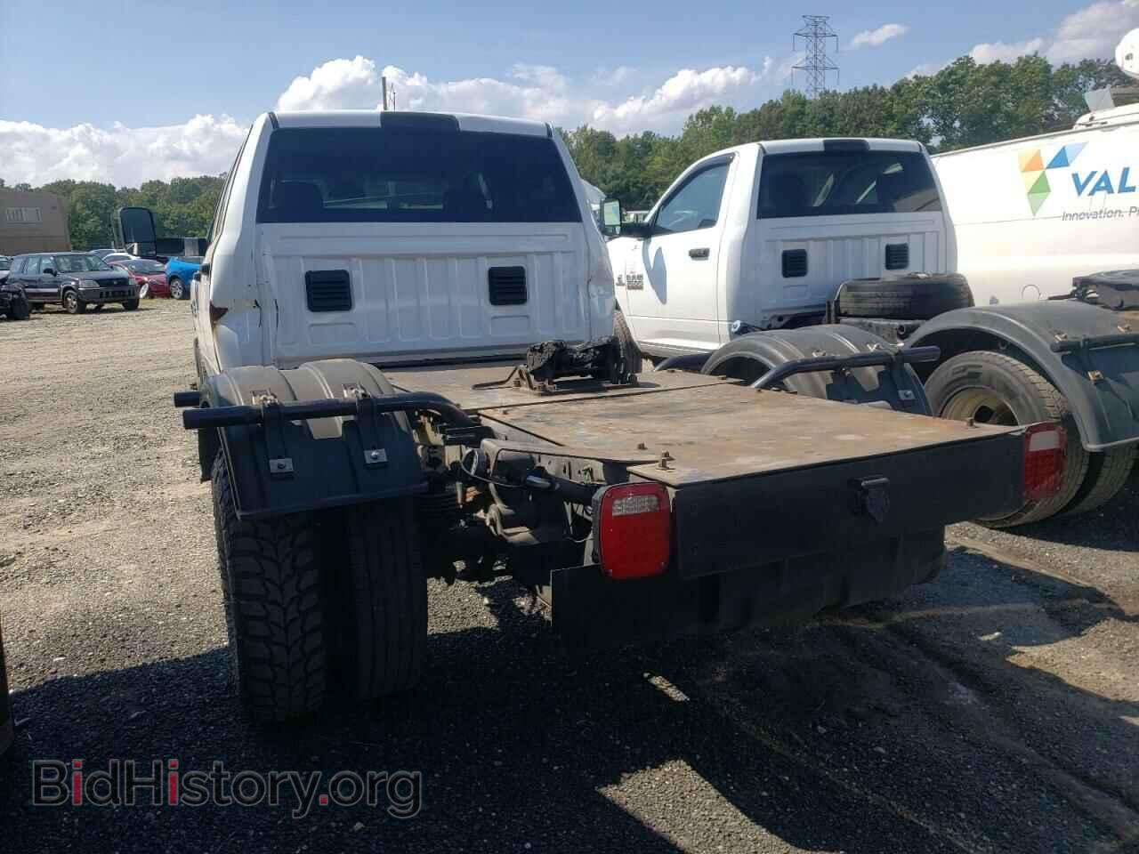 2018 RAM 3500 - VIN: 3C7WRSCL9JG259328 - Фото 3