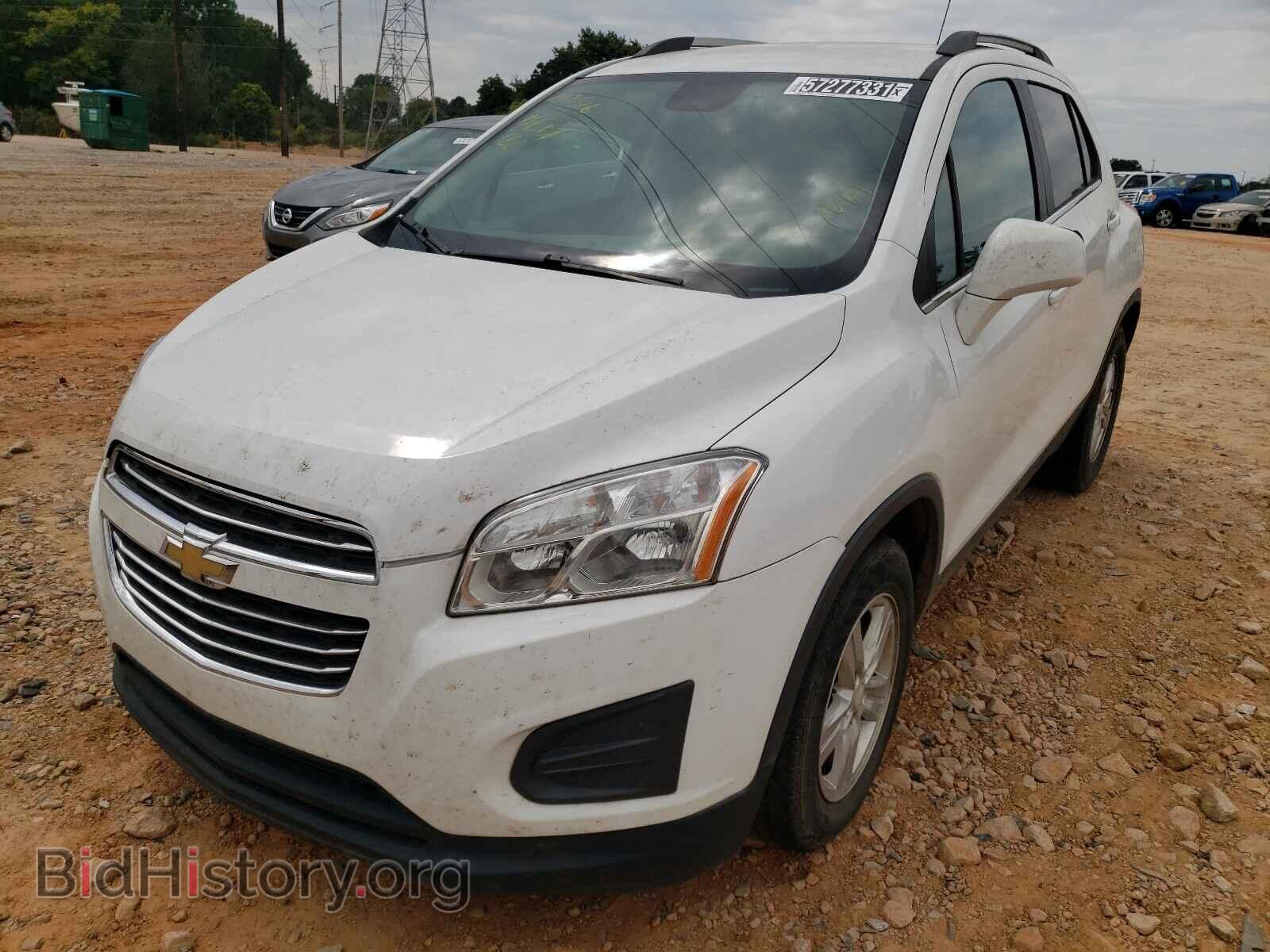 2015 CHEVROLET TRAX - VIN: 3GNCJLSB2FL253723 - Фото 2