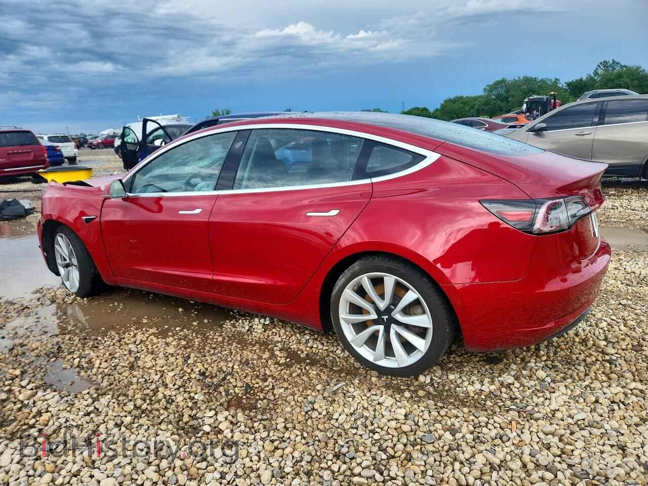 2018 TESLA MODEL 3 - VIN: 5YJ3E1EA7JF031707 - Photo 2
