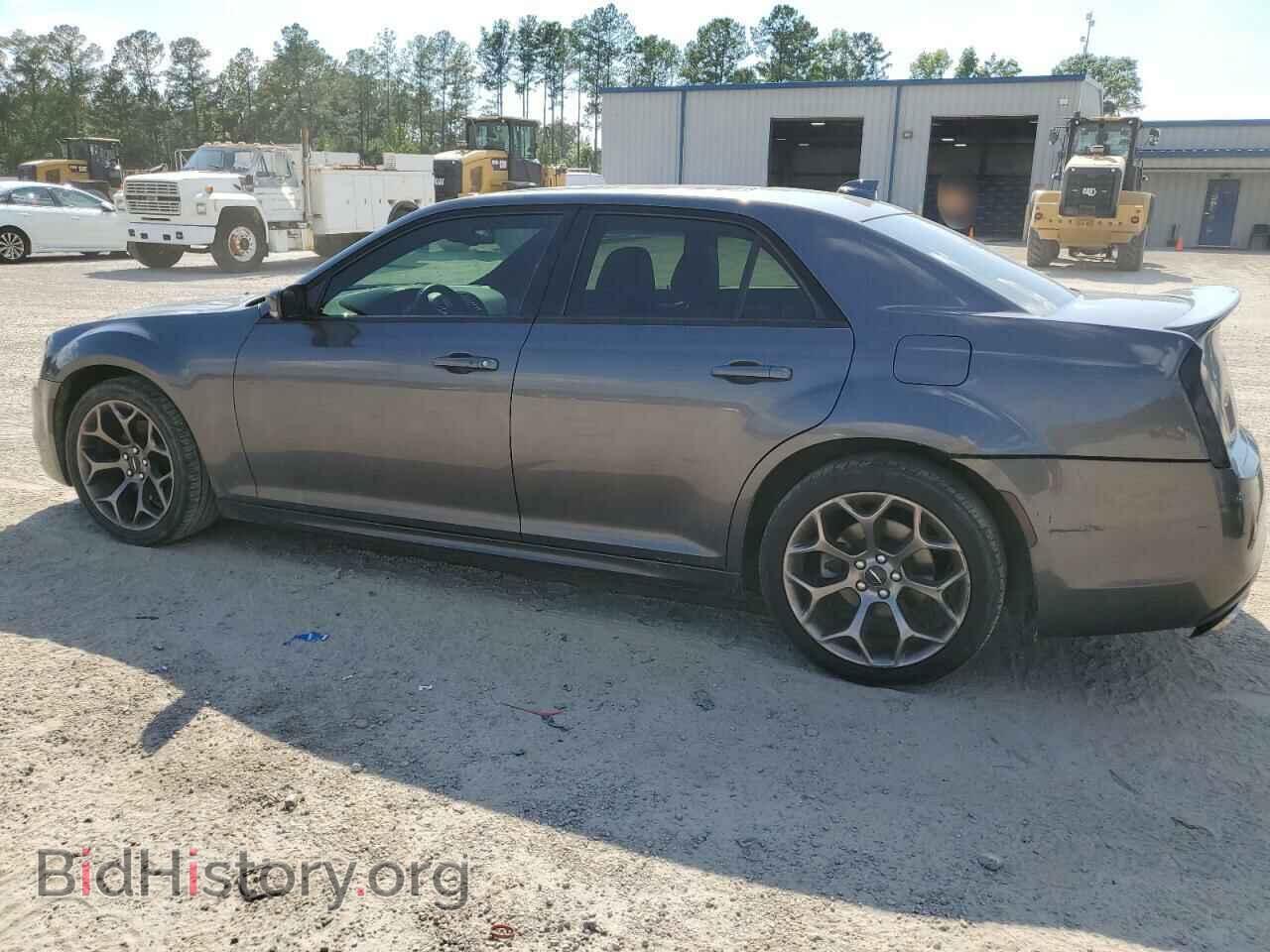 2016 CHRYSLER 300 - VIN: 2C3CCABT8GH304558 - Фото 2