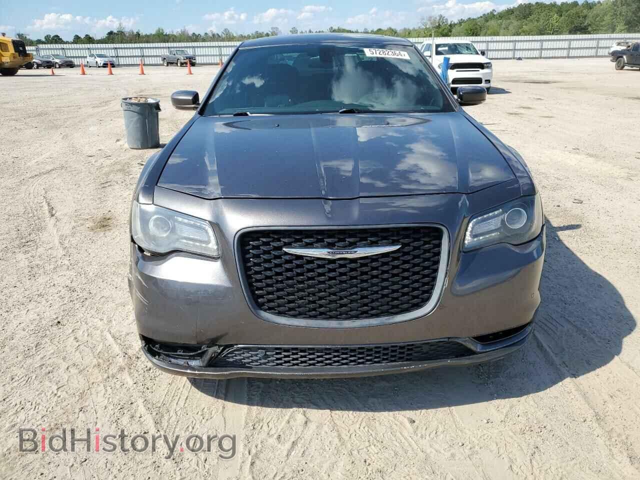 2016 CHRYSLER 300 - VIN: 2C3CCABT8GH304558 - Фото 5