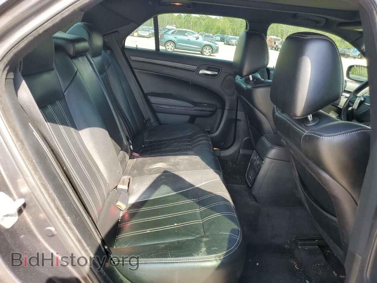 2016 CHRYSLER 300 - VIN: 2C3CCABT8GH304558 - Фото 10
