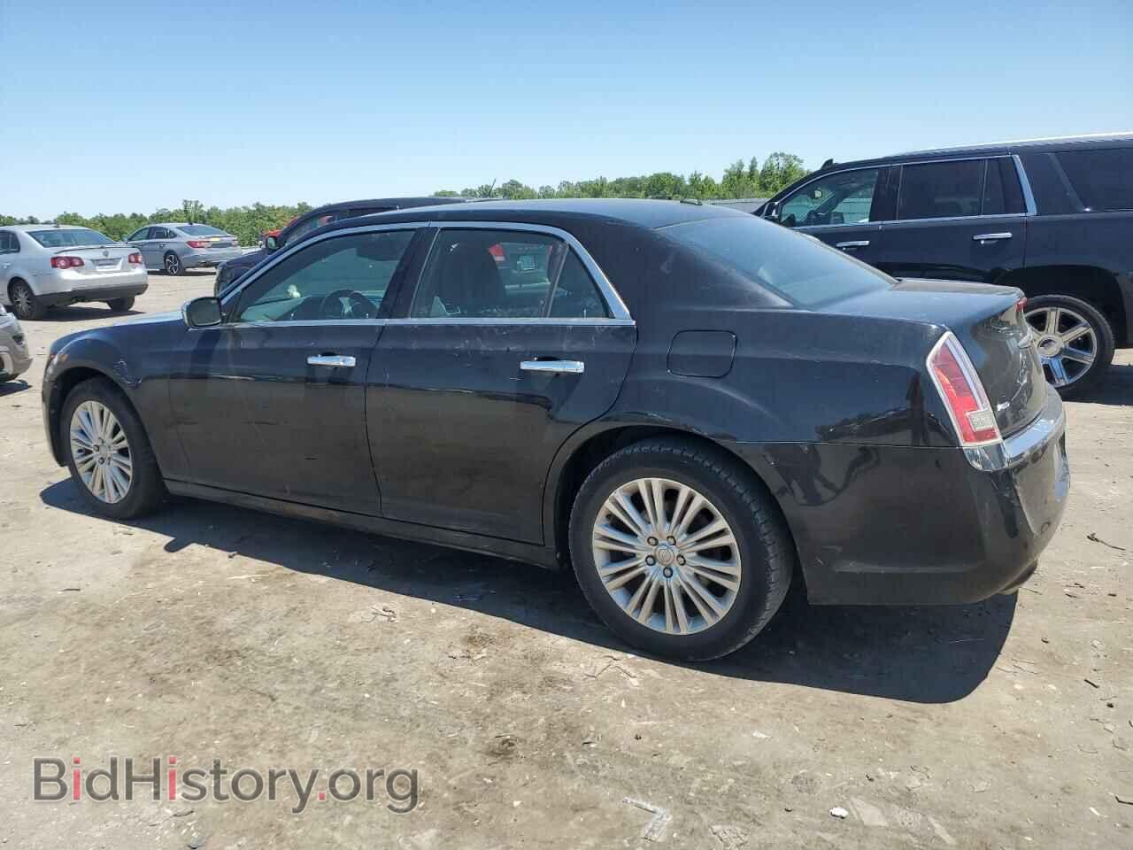 2013 CHRYSLER 300 - VIN: 2C3CCAKG0DH683165 - Фото 2