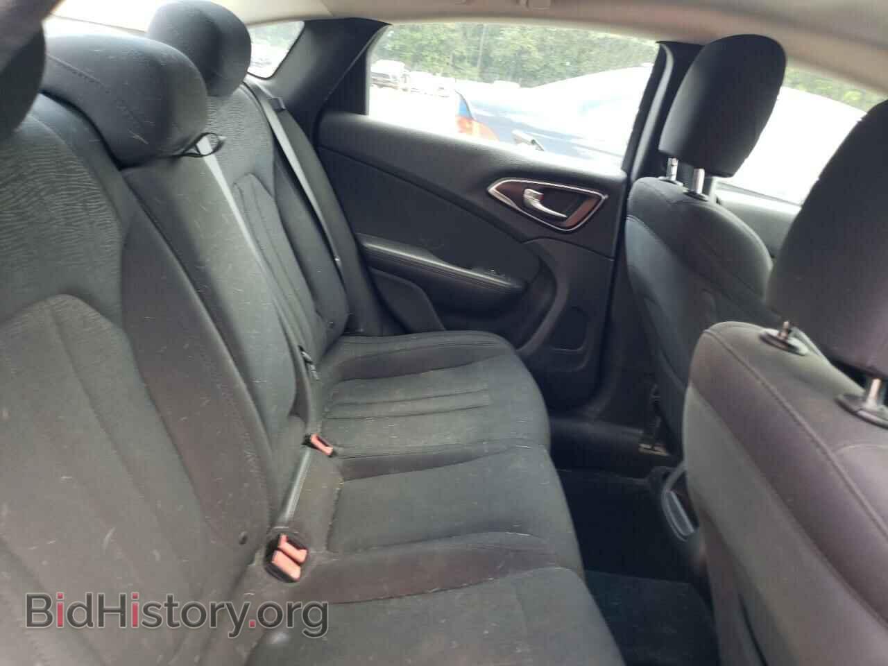 2016 CHRYSLER 200 - VIN: 1C3CCCAB9GN106003 - Фото 10