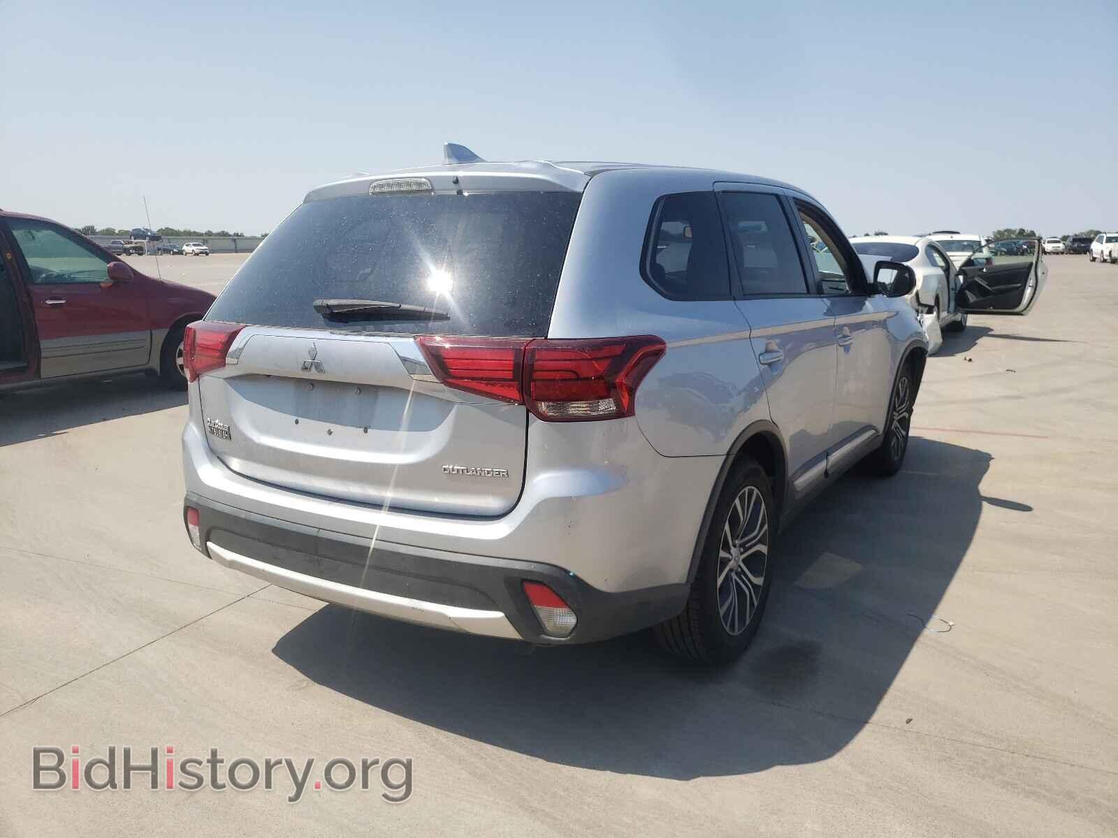 2017 MITSUBISHI OUTLANDER - VIN: JA4AD2A32HZ048162 - Фото 4