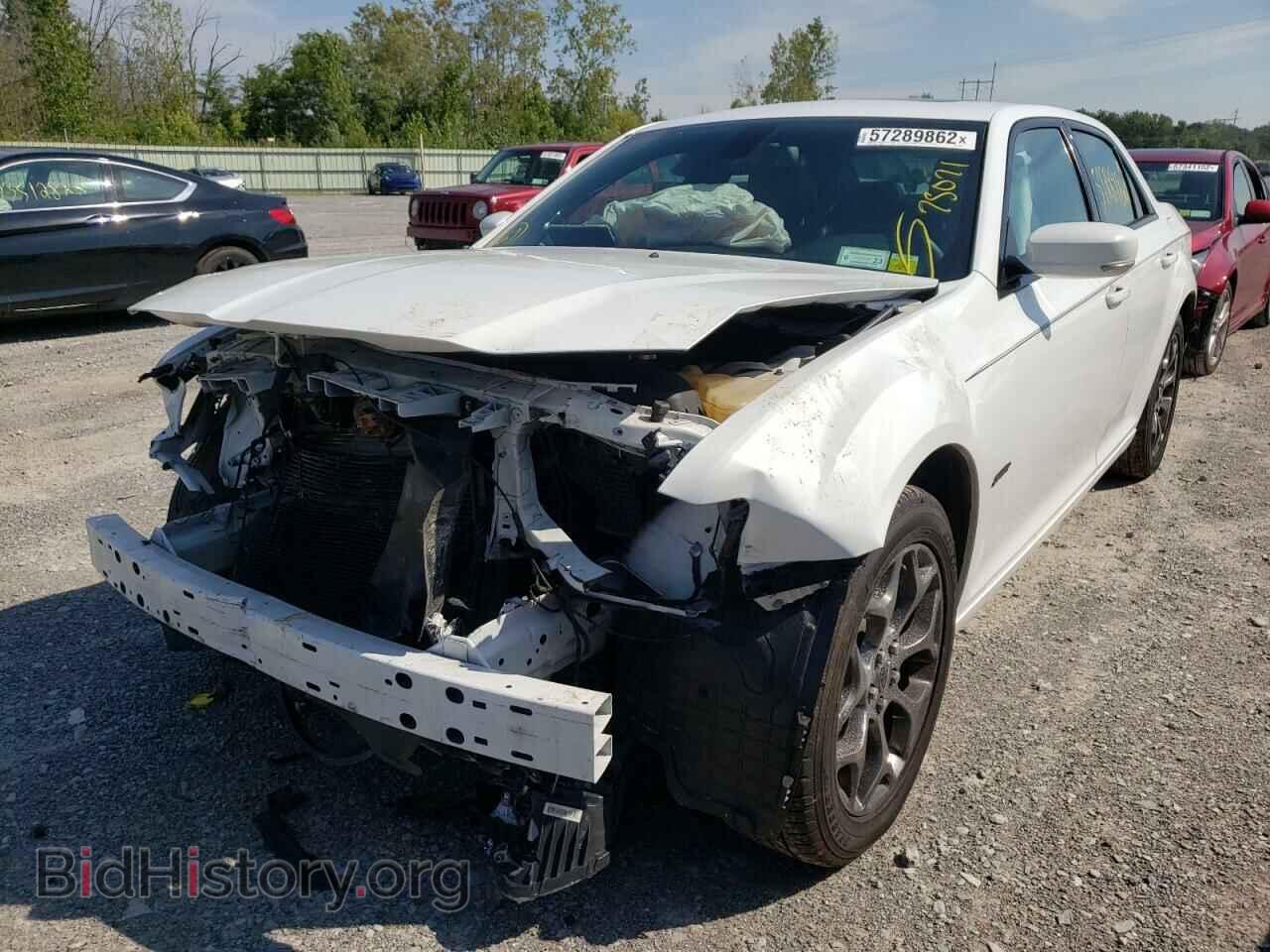 2016 CHRYSLER 300 - VIN: 2C3CCAGG2GH304874 - Фото 2