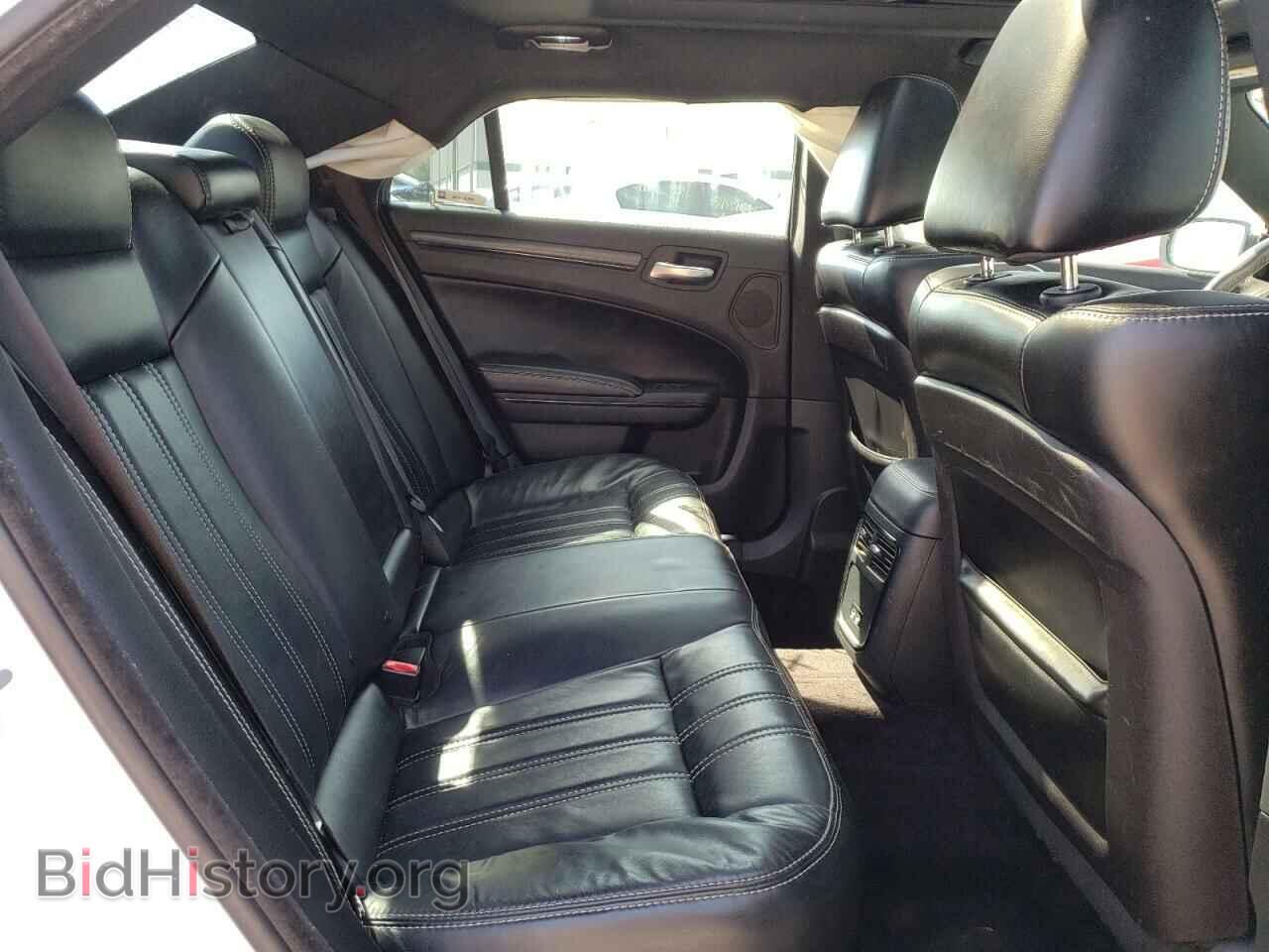 2016 CHRYSLER 300 - VIN: 2C3CCAGG2GH304874 - Фото 6
