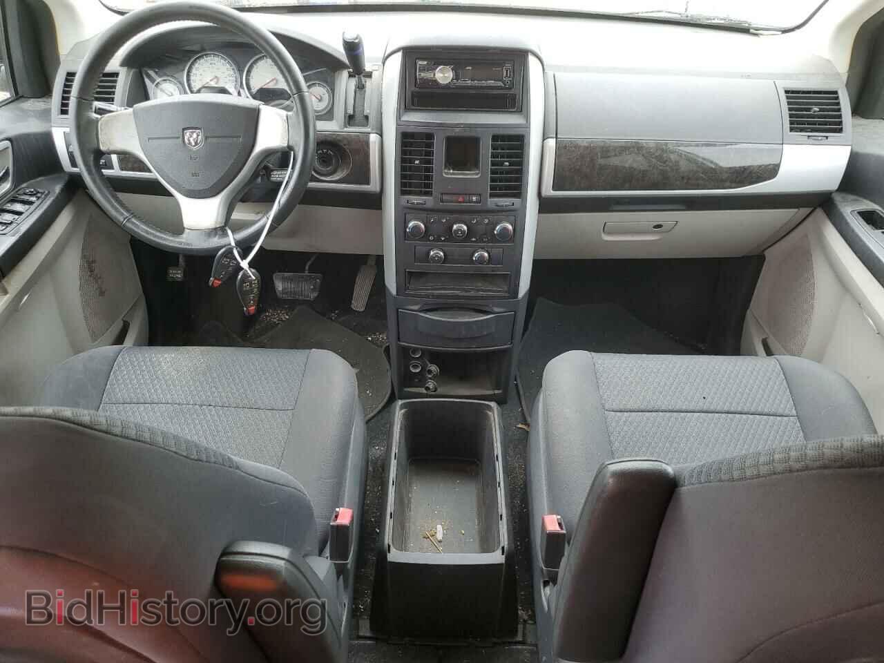 2010 DODGE CARAVAN - VIN: 2D4RN5D12AR342150 - Photo 8