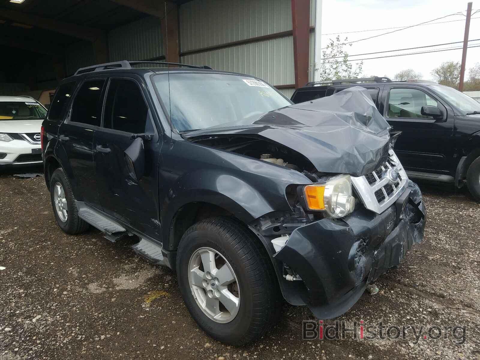 Photo 1FMCU027X9KA20104 - FORD ESCAPE 2009