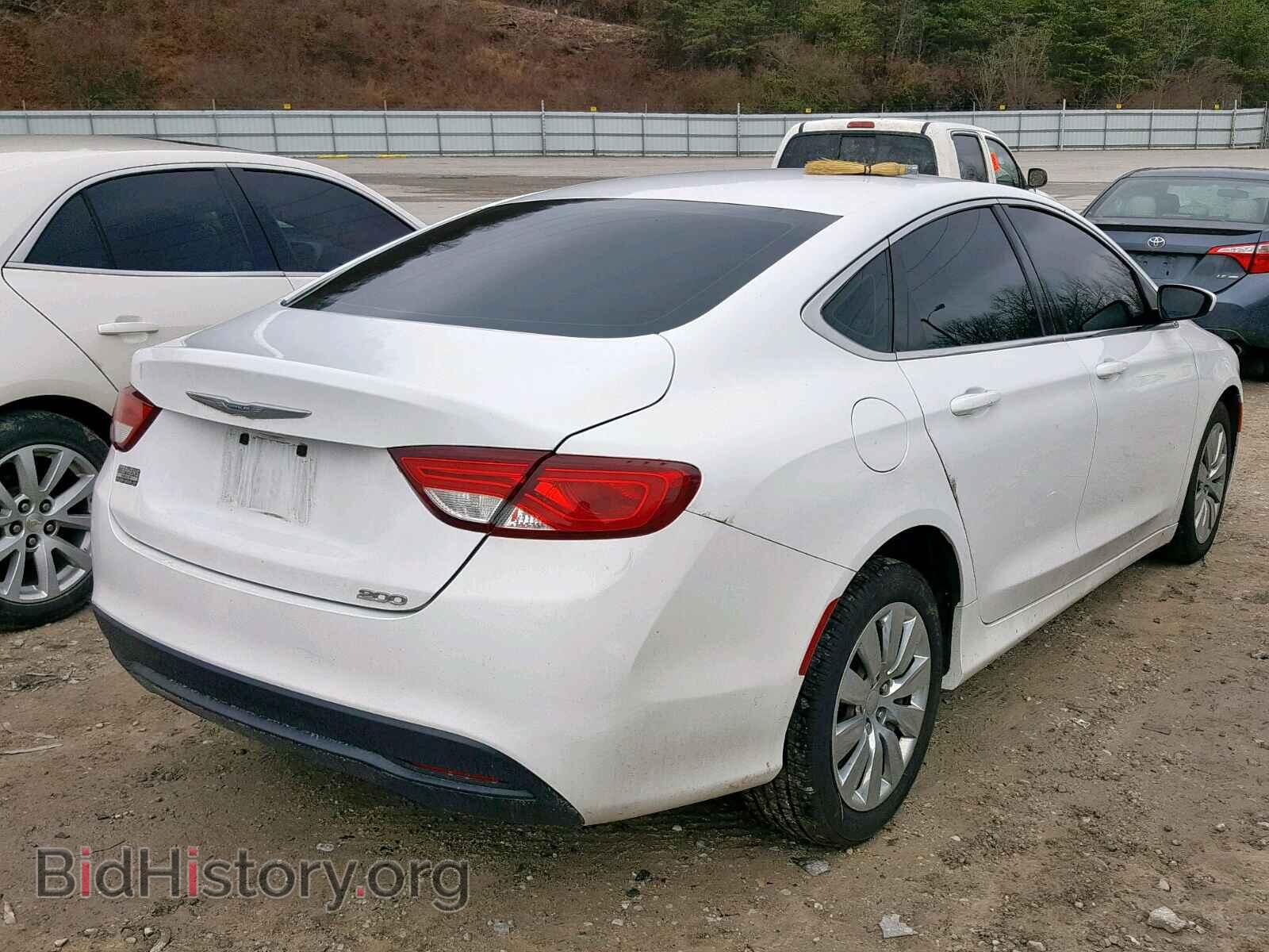 2015 CHRYSLER 200 - VIN: 1C3CCCFB5FN560885 - Photo 4