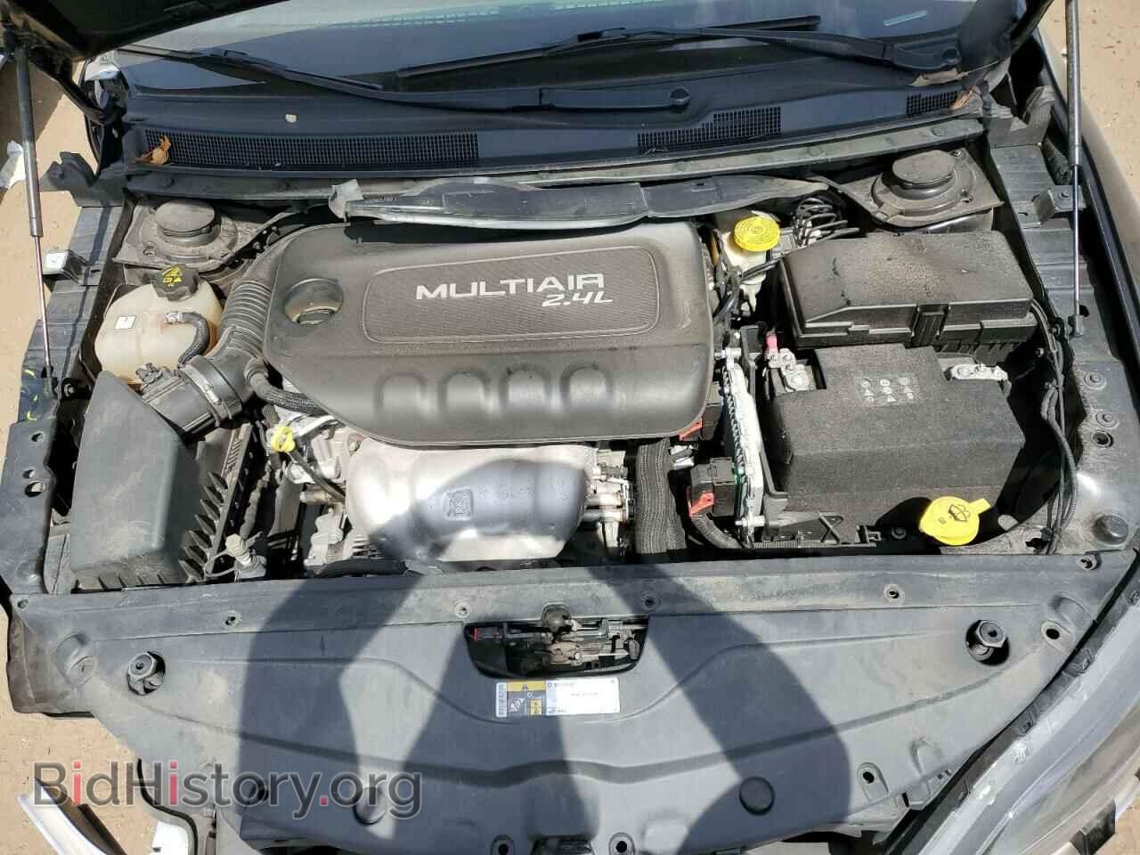 2016 CHRYSLER 200 - VIN: 1C3CCCAB7GN143051 - Фото 7