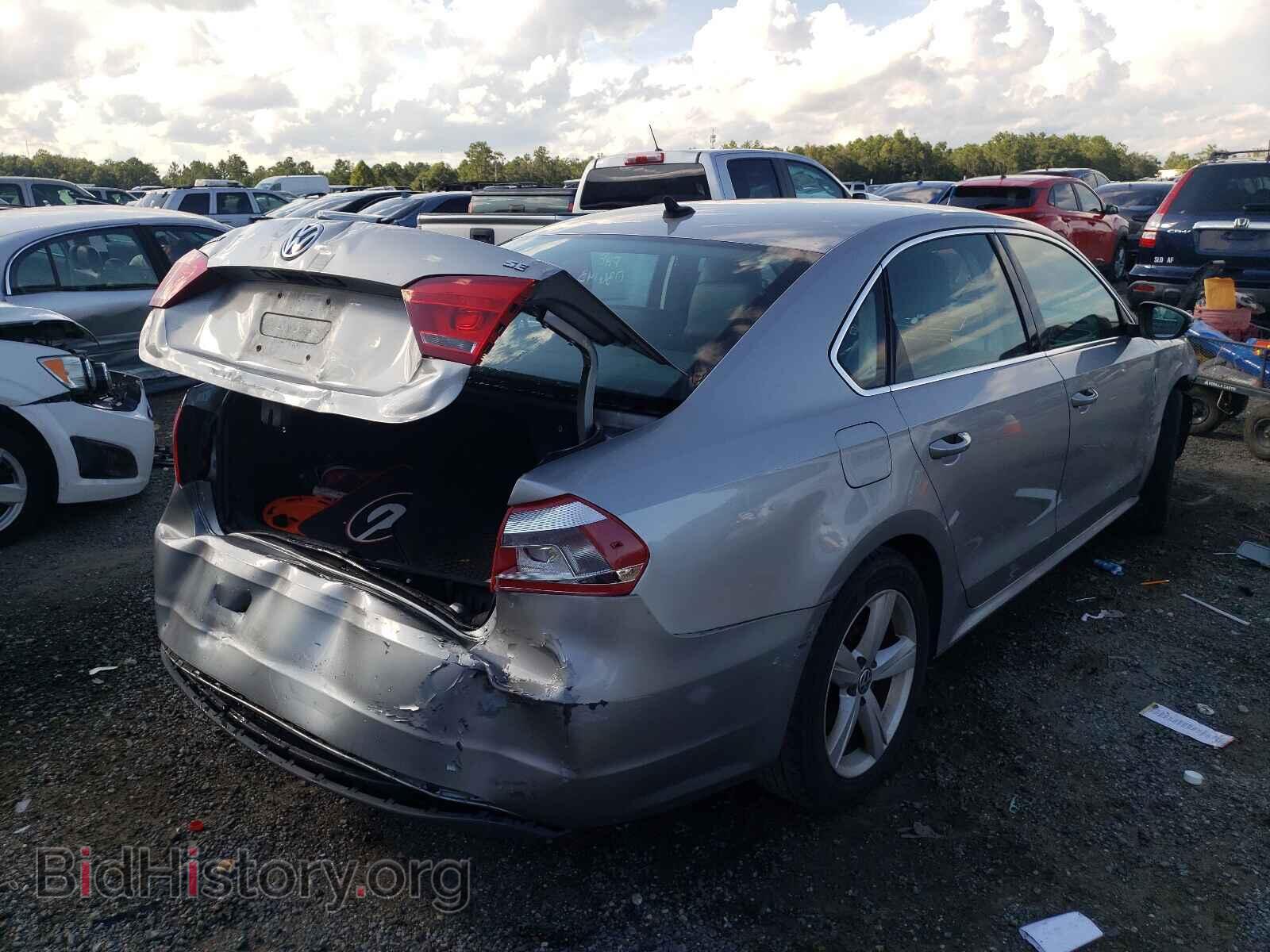 2012 VOLKSWAGEN PASSAT - VIN: 1VWBP7A35CC036143 - Фото 4