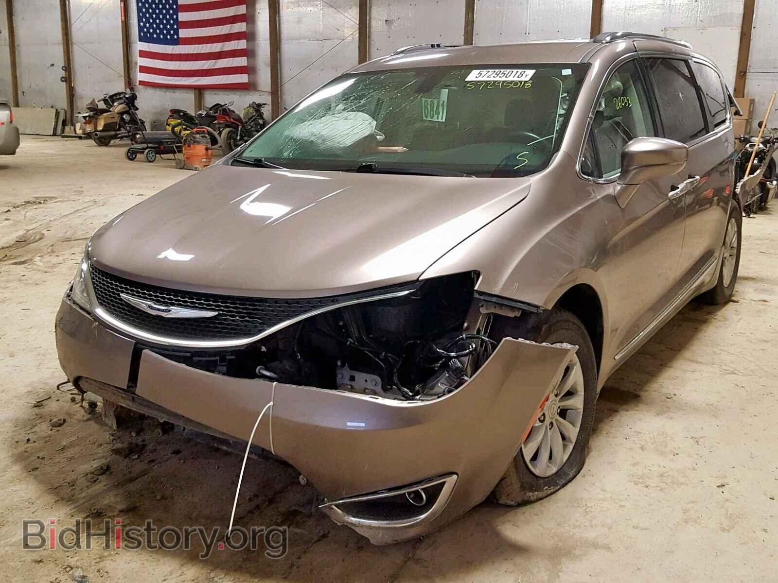 2018 CHRYSLER PACIFICA T - VIN: 2C4RC1BG7JR148913 - Photo 2