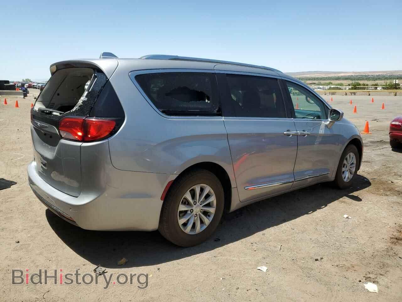 2018 CHRYSLER PACIFICA - VIN: 2C4RC1BG6JR113652 - Фото 3