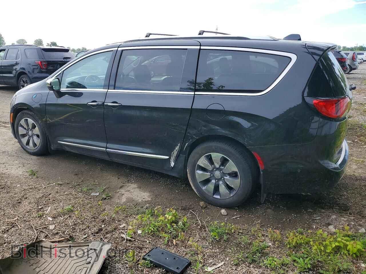 2019 CHRYSLER PACIFICA - VIN: 2C4RC1N76KR552797 - Фото 2