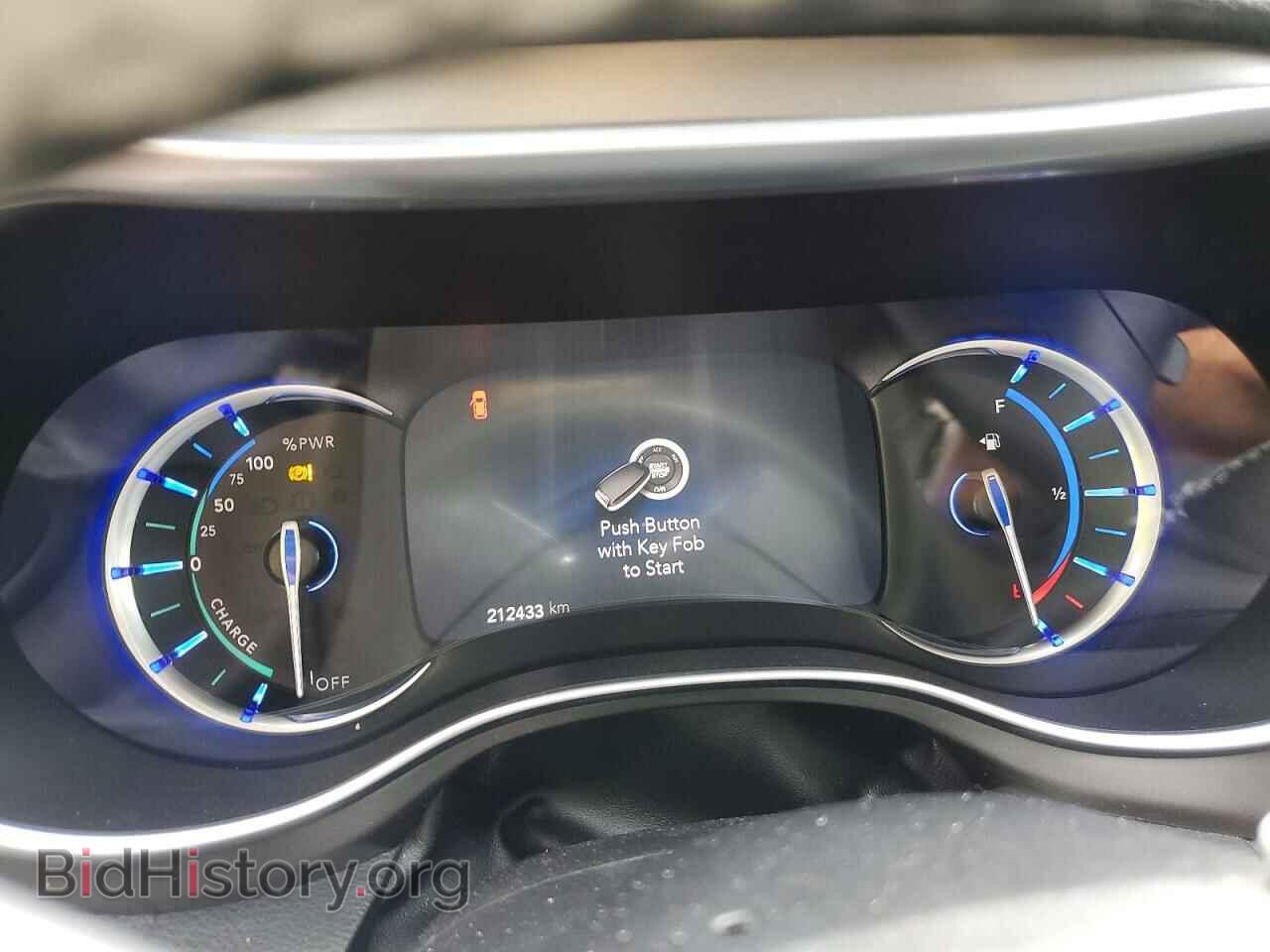 2019 CHRYSLER PACIFICA - VIN: 2C4RC1N76KR552797 - Фото 9