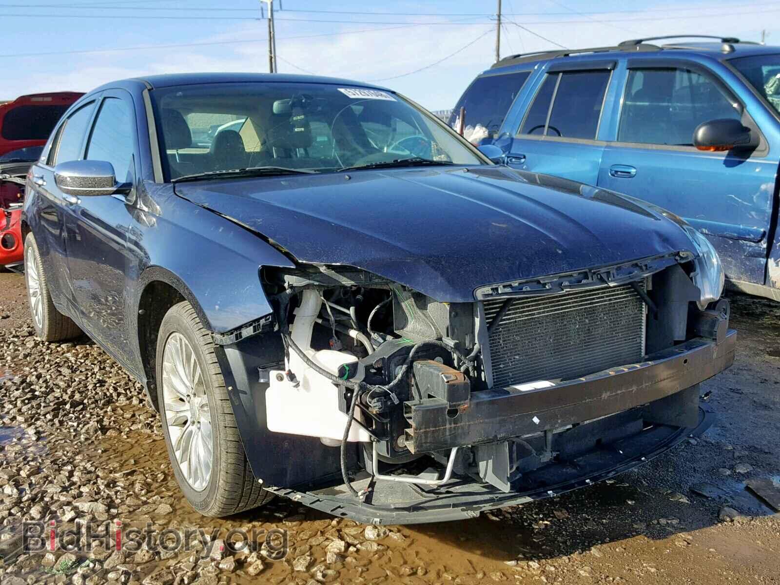 Photo 1C3BC2FB7BN579910 - CHRYSLER 200 2011
