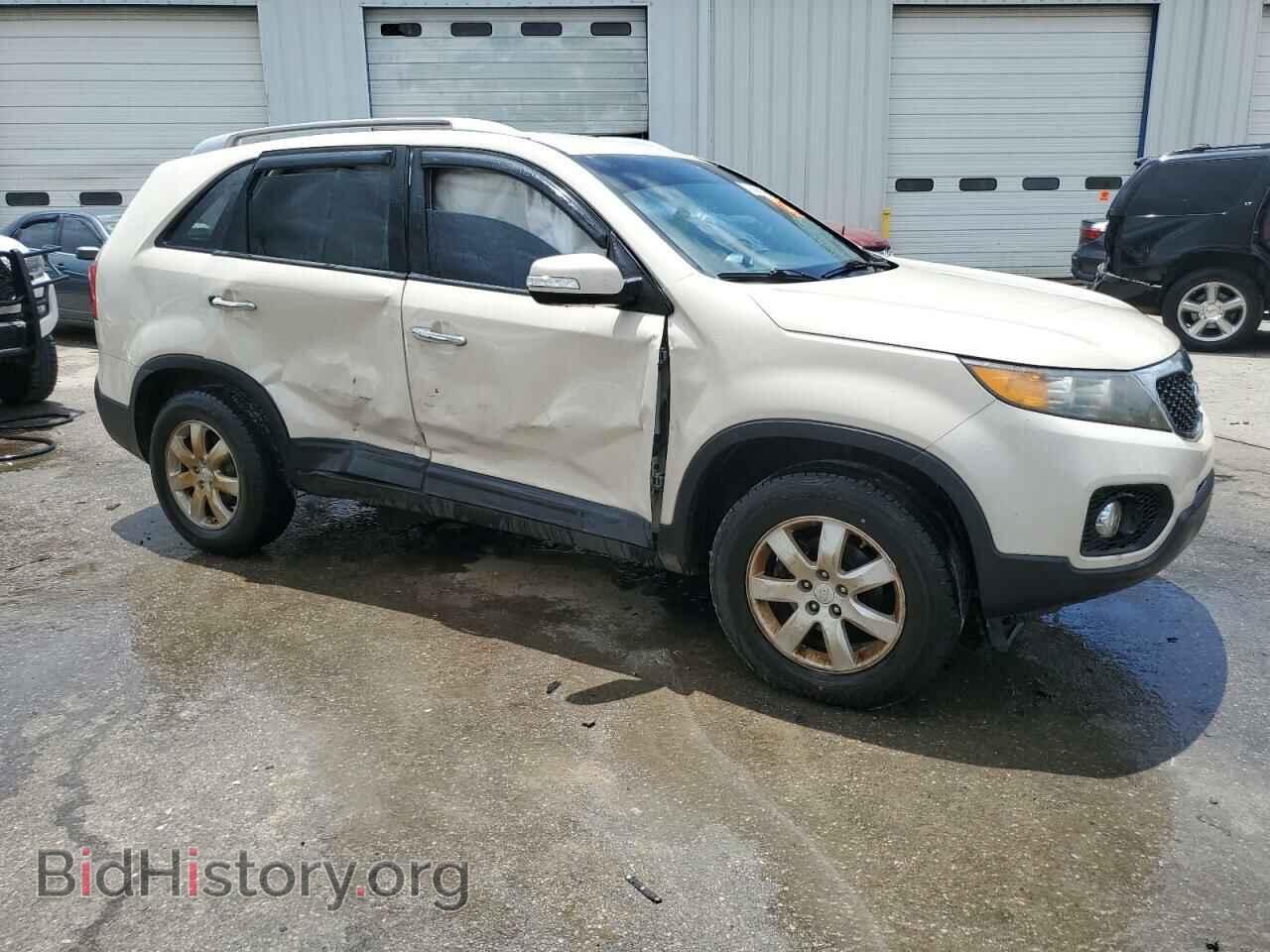 2011 KIA SORENTO - VIN: 5XYKT3A14BG001724 - Фото 4