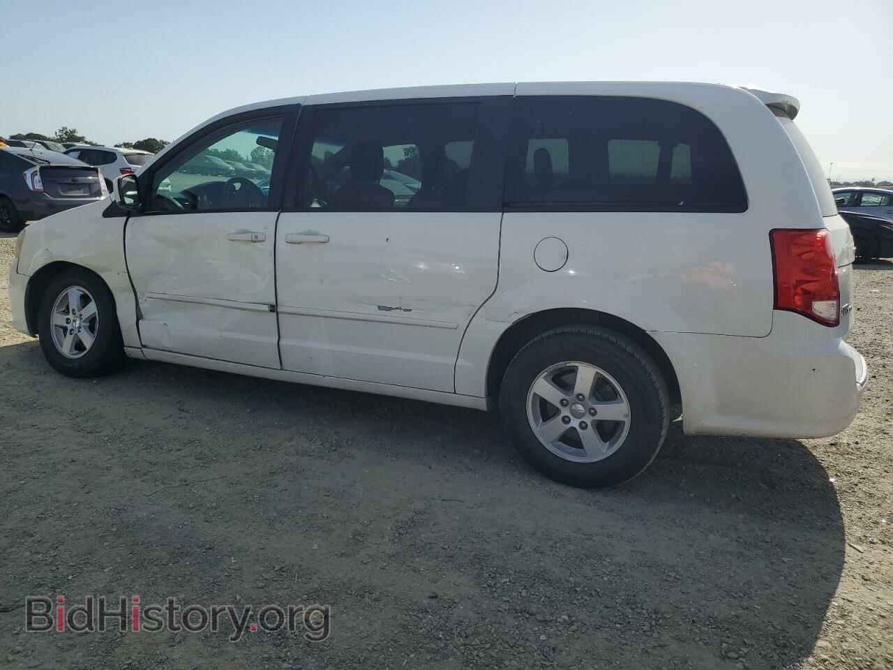 2013 DODGE CARAVAN - VIN: 2C4RDGCG0DR520451 - Фото 2