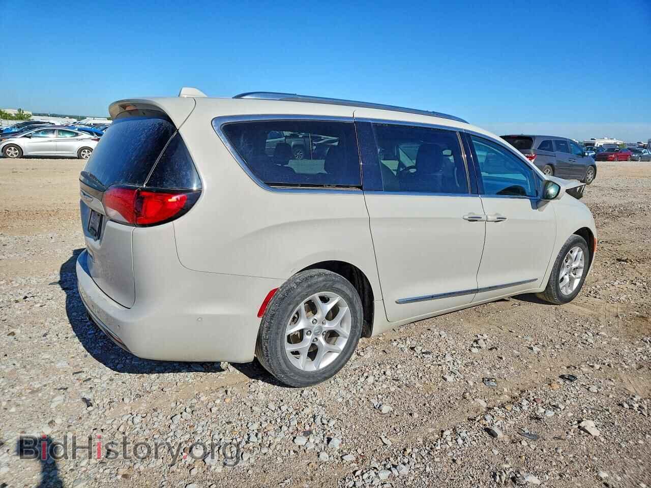 2017 CHRYSLER PACIFICA - VIN: 2C4RC1EG1HR636065 - Photo 3