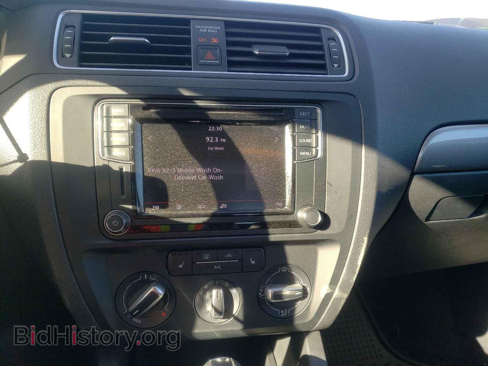 2017 VOLKSWAGEN JETTA - VIN: 3VWDB7AJ8HM405587 - Фото 9