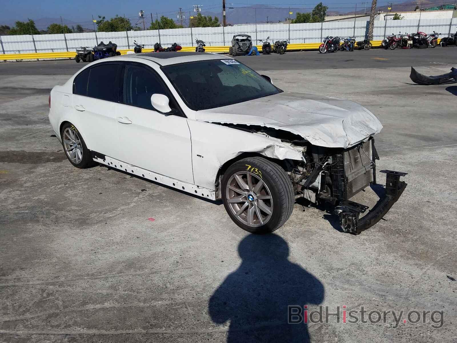 Photo WBAPH5G58BNM71905 - BMW 3 SERIES 2011