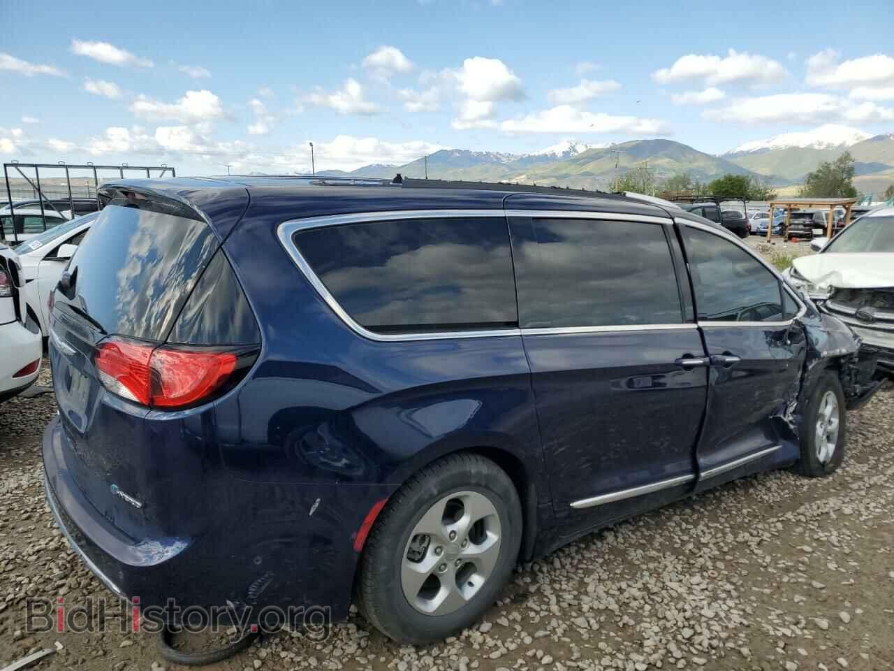 2017 CHRYSLER PACIFICA - VIN: 2C4RC1N70HR740031 - Photo 3