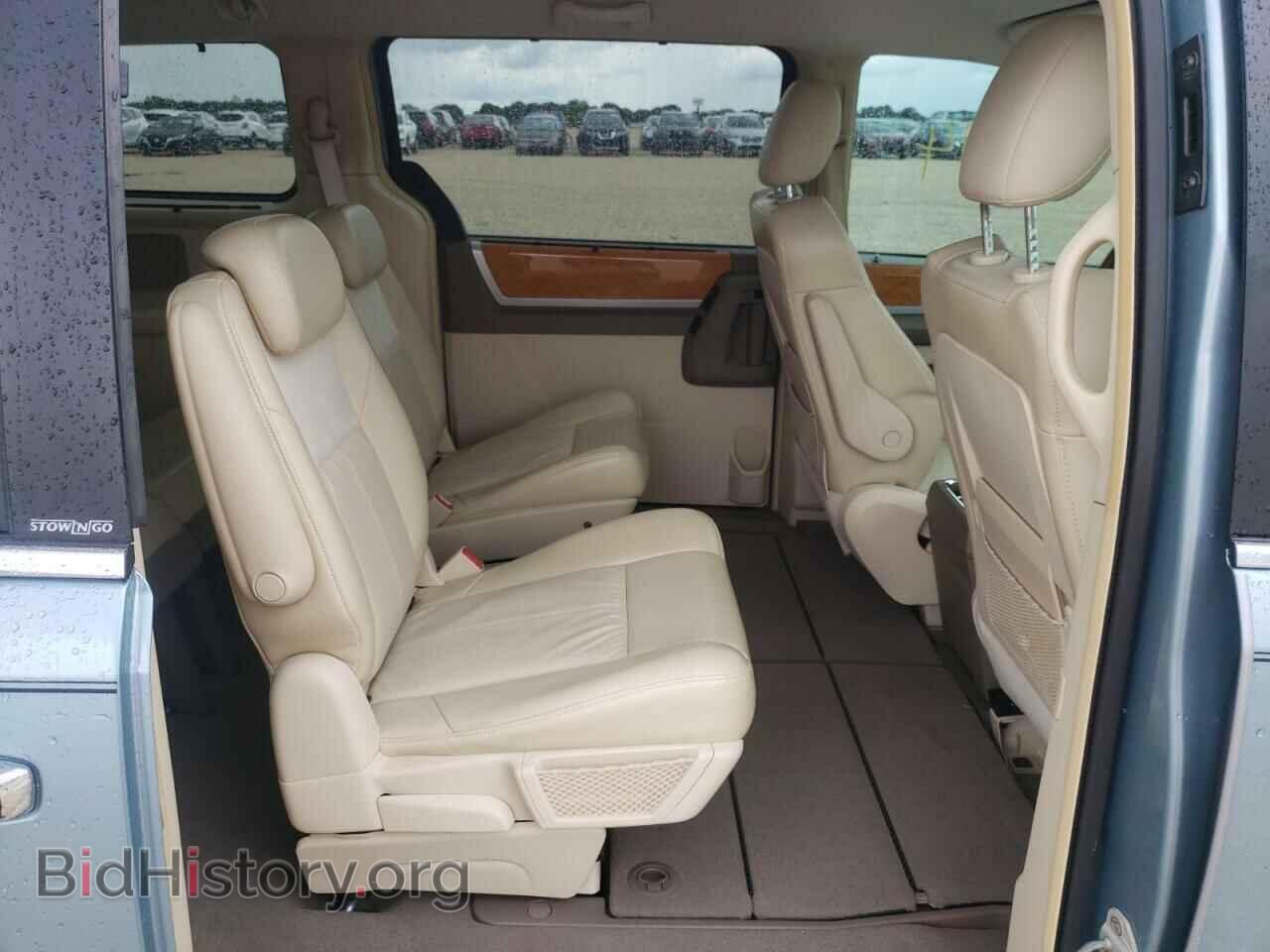 2008 CHRYSLER MINIVAN - VIN: 2A8HR64X28R614366 - Фото 6