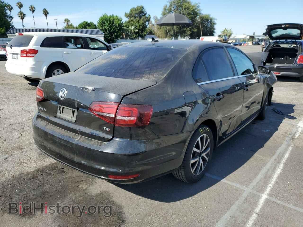 2017 VOLKSWAGEN JETTA - VIN: 3VWDB7AJ8HM224988 - Фото 4