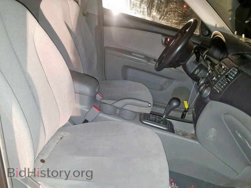 2008 Kia OPTIMA (VIN KNAGE123185226878) — photo 5 of 10
