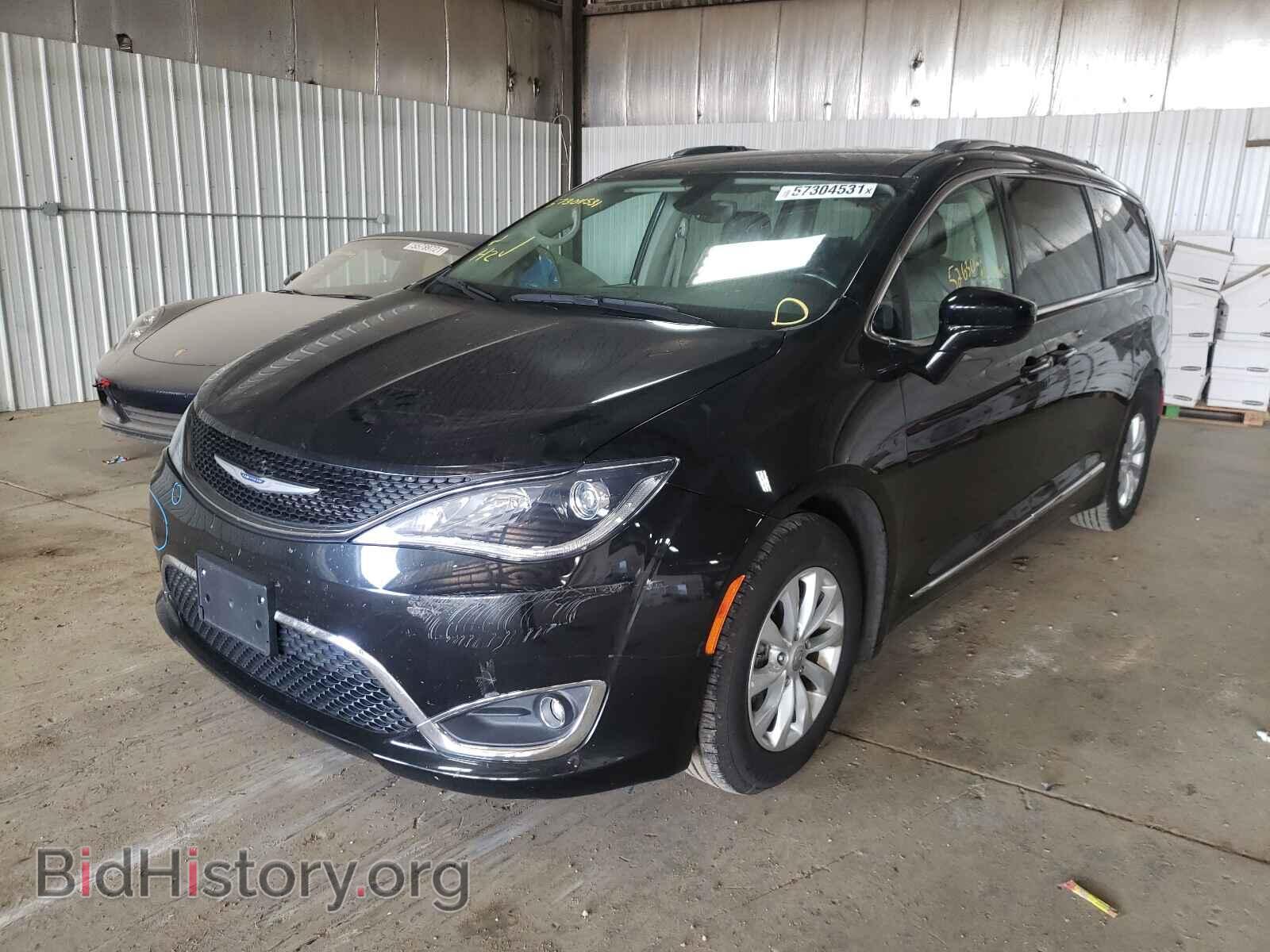 2019 CHRYSLER PACIFICA - VIN: 2C4RC1BG4KR657276 - Фото 2
