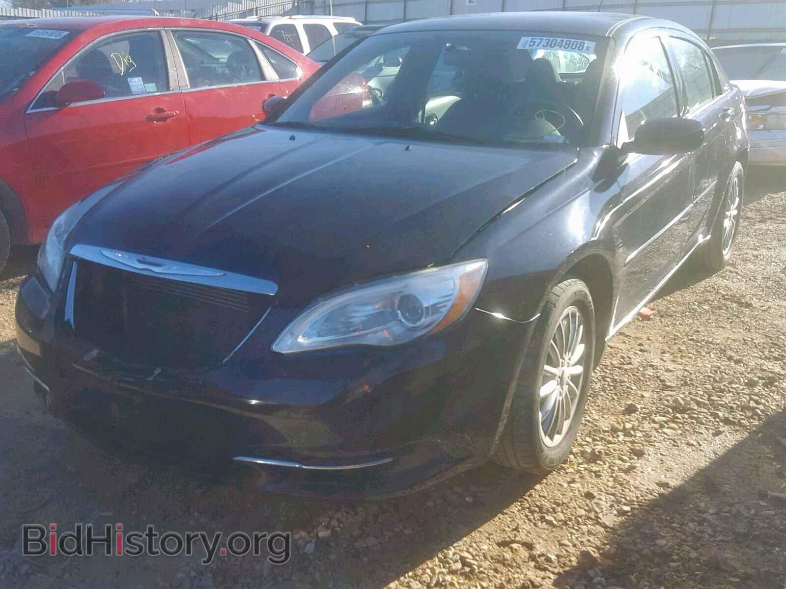 2011 CHRYSLER 200 - VIN: 1C3BC4FB5BN557853 - Фото 2