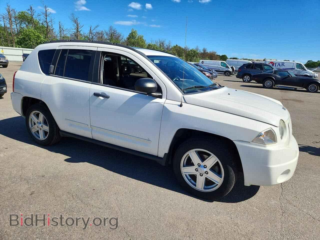 2009 JEEP COMPASS - VIN: 1J8FF47B49D193162 - Photo 4