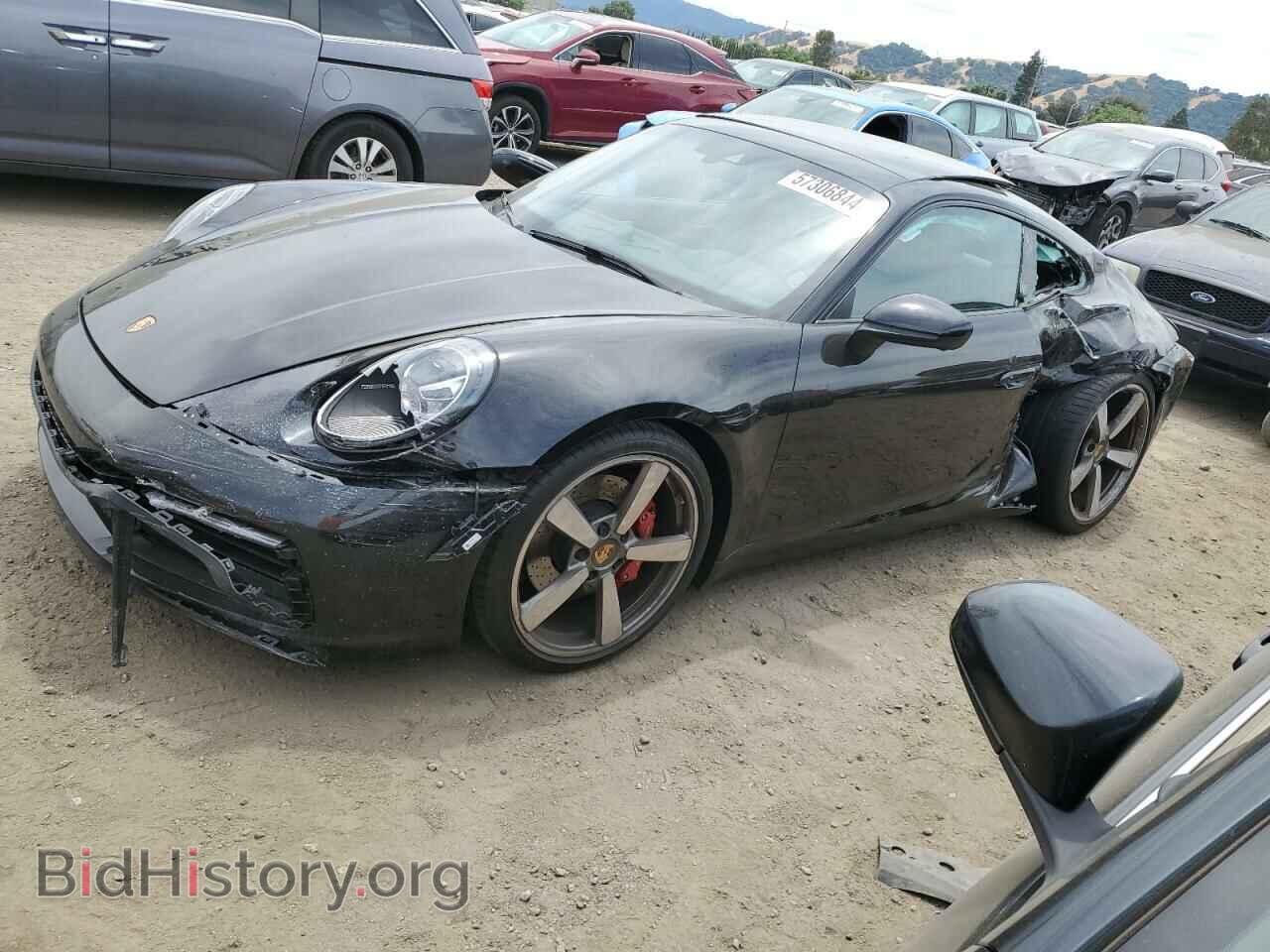 Фотография WP0AB2A92RS218949 - PORSCHE 911 2024