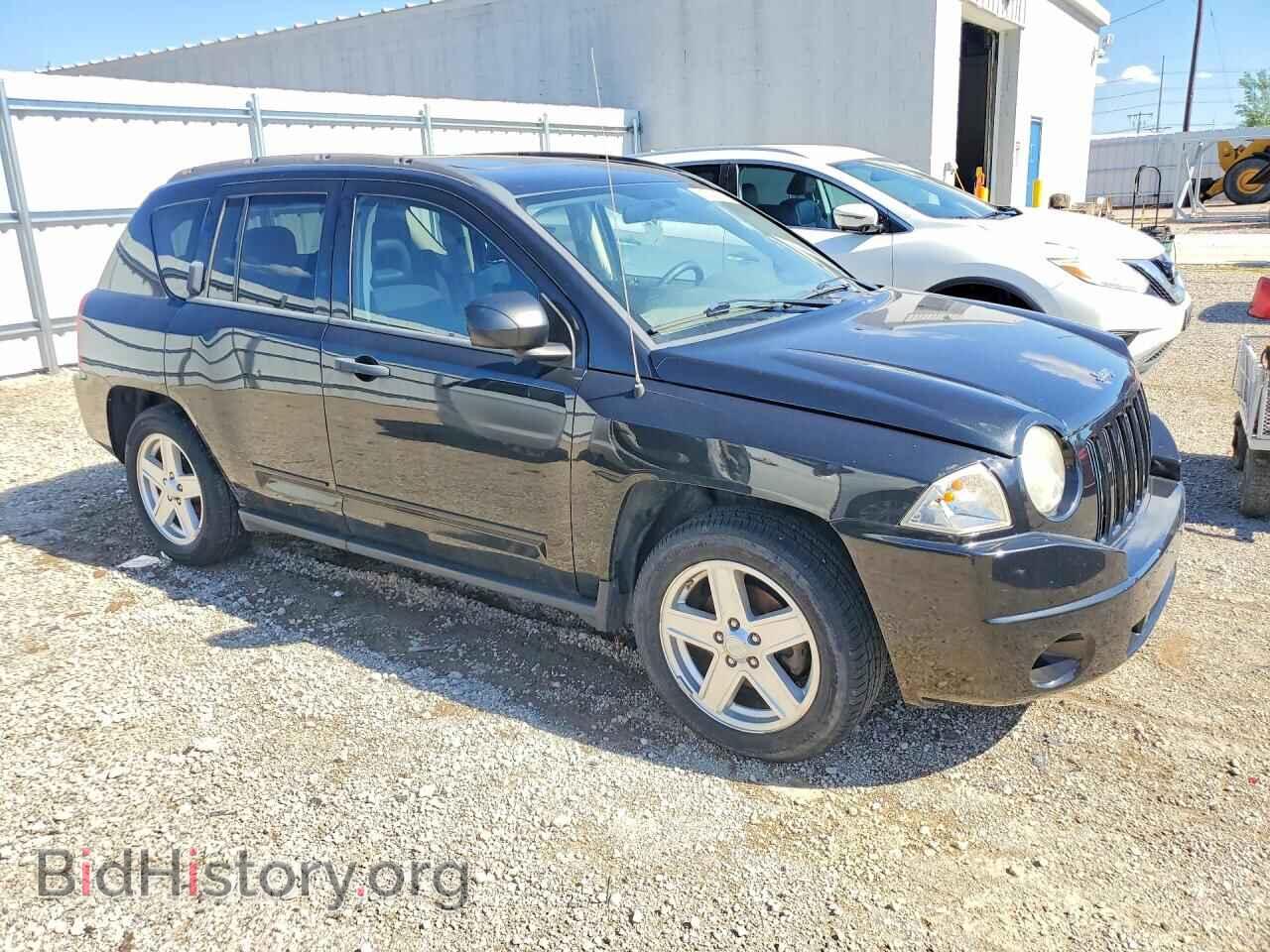 2009 JEEP COMPASS - VIN: 1J4FF47B29D107364 - Фото 4