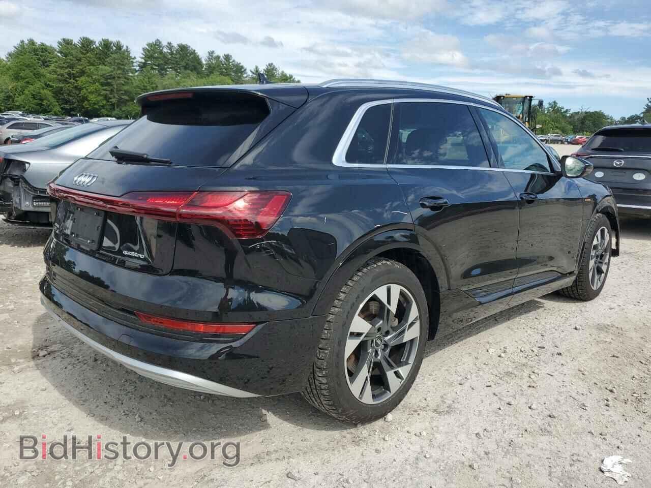 2022 AUDI E-TRON - VIN: WA1LAAGE2NB011136 - Photo 3