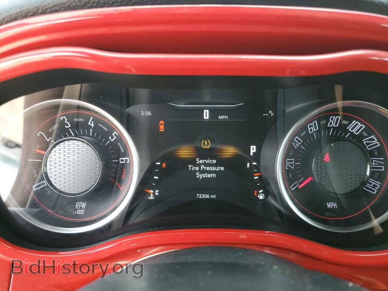 2017 DODGE CHALLENGER - VIN: 2C3CDZAGXHH633229 - Photo 9