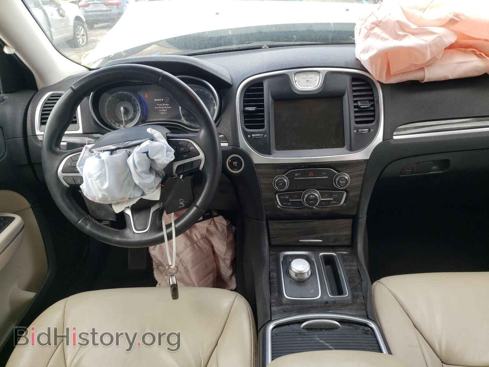 2015 CHRYSLER 300 - VIN: 2C3CCAAG4FH792023 - Фото 9