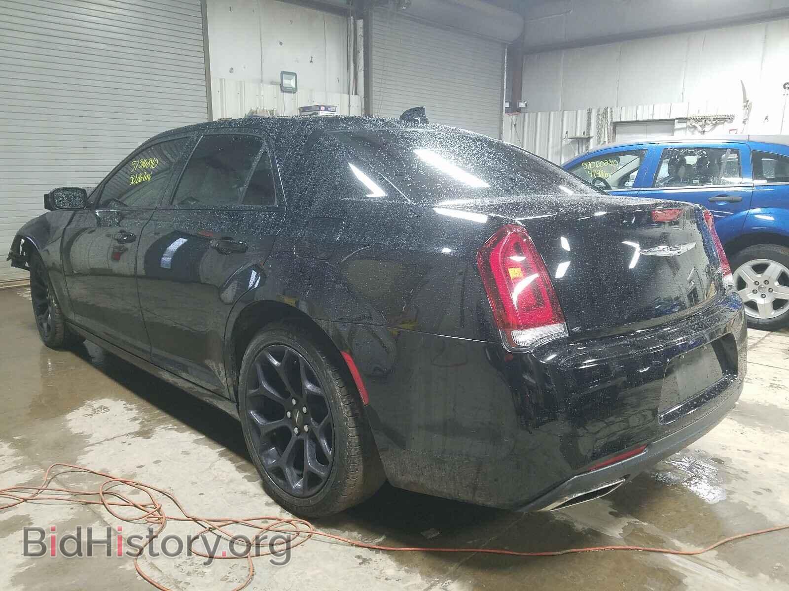 2019 CHRYSLER 300 - VIN: 2C3CCABG6KH609343 - Фото 3